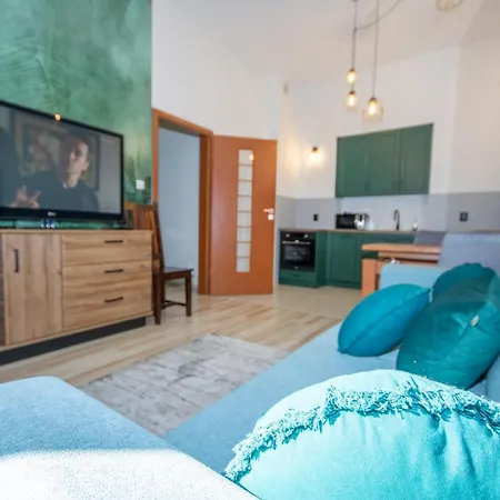 Inpoint Apartment Near Schindler Factory & Getto Memorial